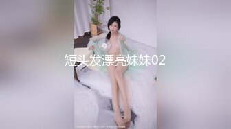 约极品美臀女技师按摩调情,脱下黑丝摸穴舔逼,翘屁股后入套子掉了内射