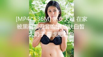 顏值清純萌妹子鏡頭前露奶露逼與狼友激情互動 撩騷揉奶雙指摳穴呻吟浪叫不止 逼逼得被玩腫了 對白淫蕩