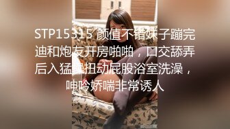 前凸后翘练瑜伽的S型魔鬼身材大胸美女