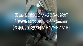 女主涵涵用嘴征服男人舔到爆