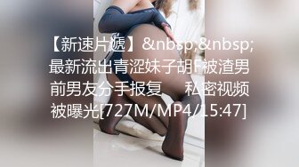 女生后入，刚好能让男朋友疯狂抽打屁股