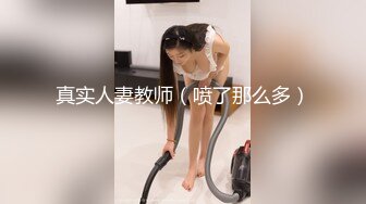 武漢步行街服裝店老板娘下海,生意不好做,店裏沒人,試衣間脫光展示自己誘人身體