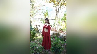 山西骚老婆发情舔jb（建议放大声音）