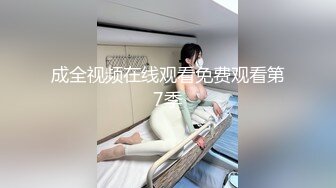 男人操越猛烈 女人越放荡 喊报告 报告 报告啊~啊~操到痉挛抽搐 尿尿喷的老高了