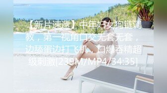 KTV厕所偷拍喝醉的美女趴在马桶上吐✿来个捡尸的屌丝男把她内裤脱了想上她